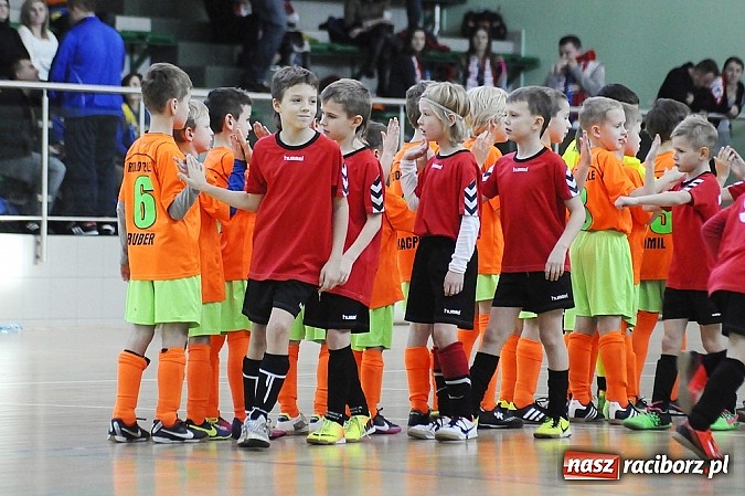 Zdjęcie w galerii na portalu naszraciborz.pl: Młodzi piłkarze walczyli w Rafako Arena wiadomości z regionu