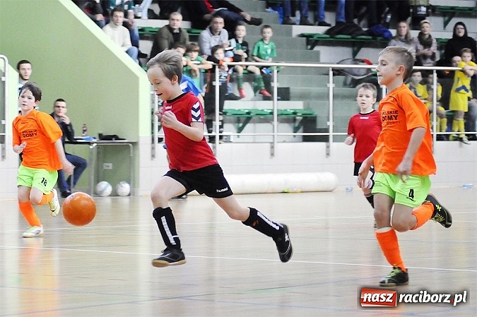 Zdjęcie w galerii na portalu naszraciborz.pl: Młodzi piłkarze walczyli w Rafako Arena wiadomości z regionu