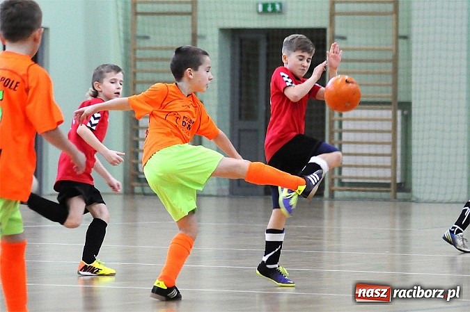 Zdjęcie w galerii na portalu naszraciborz.pl: Młodzi piłkarze walczyli w Rafako Arena wiadomości z regionu