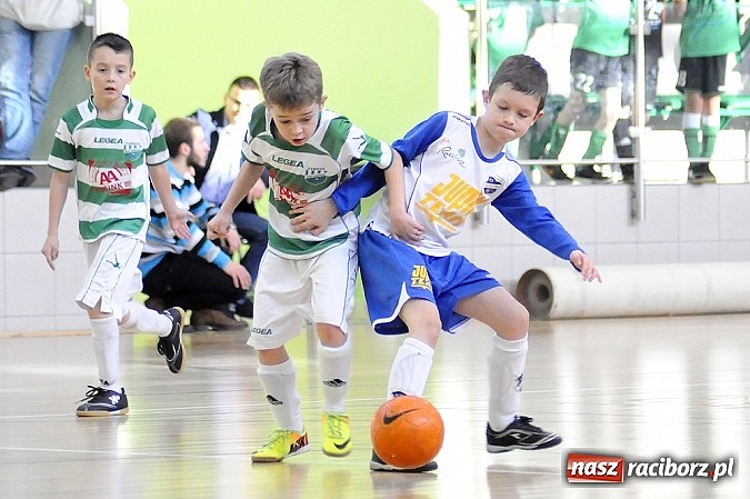 Zdjęcie w galerii na portalu naszraciborz.pl: Młodzi piłkarze walczyli w Rafako Arena wiadomości z regionu