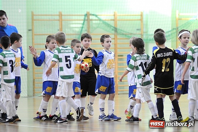 Zdjęcie w galerii na portalu naszraciborz.pl: Młodzi piłkarze walczyli w Rafako Arena wiadomości z regionu