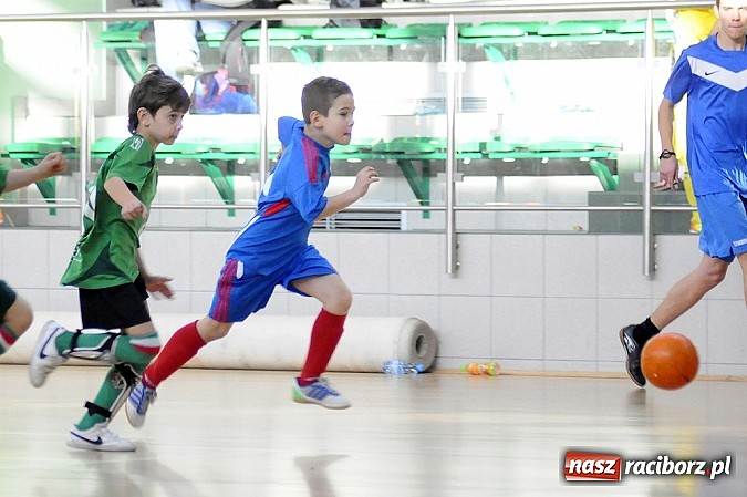 Zdjęcie w galerii na portalu naszraciborz.pl: Młodzi piłkarze walczyli w Rafako Arena wiadomości z regionu