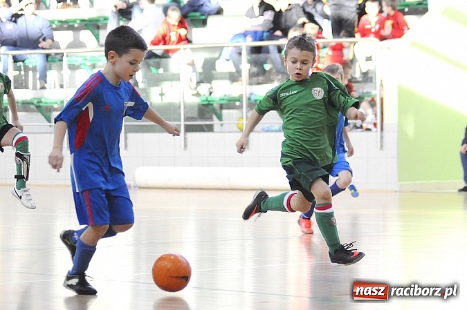 Zdjęcie w galerii na portalu naszraciborz.pl: Młodzi piłkarze walczyli w Rafako Arena wiadomości z regionu