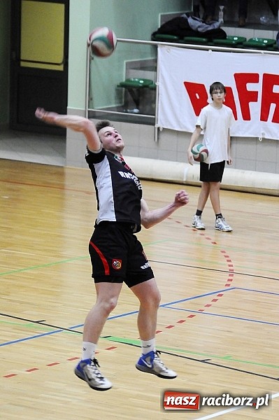 Zdjęcie w galerii na portalu naszraciborz.pl: AZS Rafako pokonany w derbach wiadomości z regionu