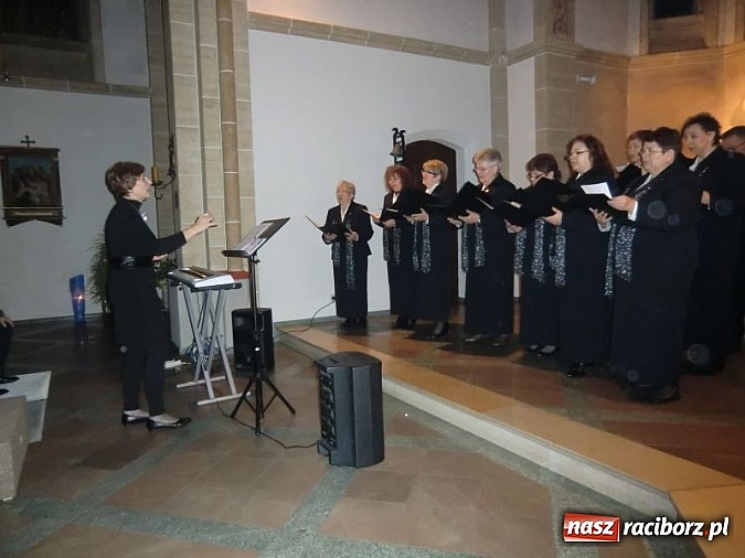 Zdjęcie w galerii na portalu naszraciborz.pl: Chór Cecylia w Salzbergen wiadomości z regionu