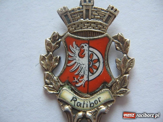 Zdjęcie w galerii na portalu naszraciborz.pl: Piękna bracka łyżeczka na licytacji wiadomości z regionu