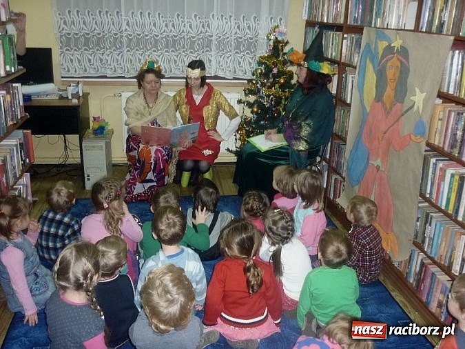 Zdjęcie w galerii na portalu naszraciborz.pl: Wróżki w Bibliotece na Ostrogu wiadomości z regionu