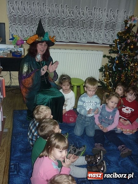 Zdjęcie w galerii na portalu naszraciborz.pl: Wróżki w Bibliotece na Ostrogu wiadomości z regionu