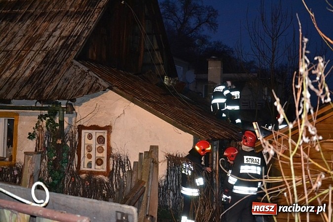 Zdjęcie w galerii na portalu naszraciborz.pl: Zaczarowana Chata stanęła w płomieniach! wiadomości z regionu