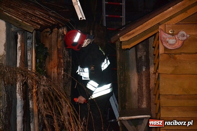 Zdjęcie w galerii na portalu naszraciborz.pl: Zaczarowana Chata stanęła w płomieniach! wiadomości z regionu