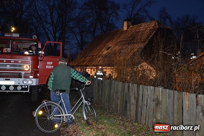Zdjęcie w galerii na portalu naszraciborz.pl: Zaczarowana Chata stanęła w płomieniach! wiadomości z regionu