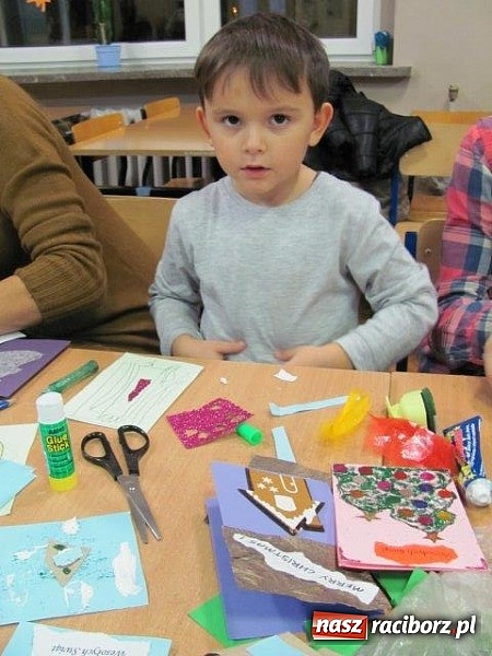 Zdjęcie w galerii na portalu naszraciborz.pl: Świąteczne życzenia z Bieńkowic do Pinto w Hiszpanii wiadomości z regionu