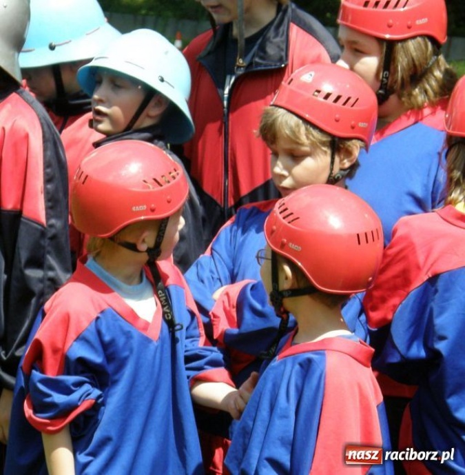 Zdjęcie w galerii na portalu naszraciborz.pl: Rywalizowali młodzi strażacy wiadomości z regionu