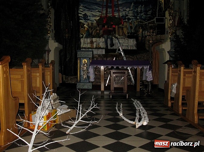 Zdjęcie w galerii na portalu naszraciborz.pl: Tworkowska szopka w zimowej scenerii wiadomości z regionu