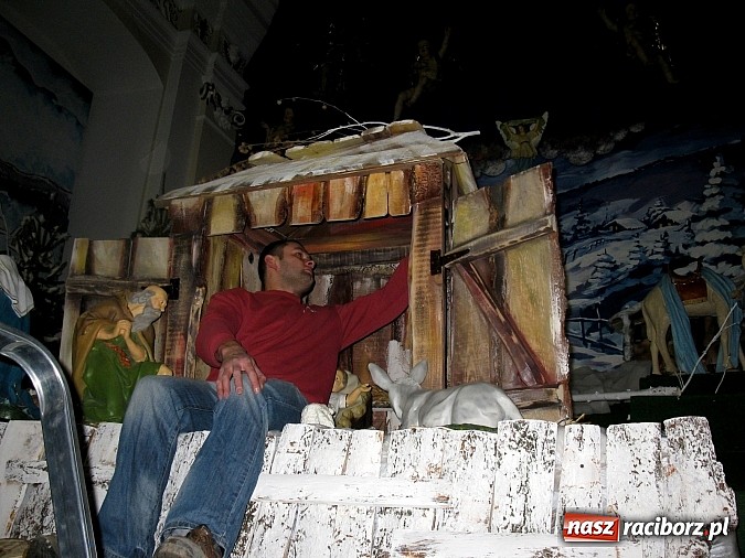 Zdjęcie w galerii na portalu naszraciborz.pl: Tworkowska szopka w zimowej scenerii wiadomości z regionu