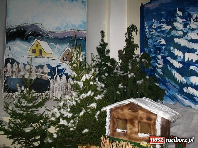 Zdjęcie w galerii na portalu naszraciborz.pl: Tworkowska szopka w zimowej scenerii wiadomości z regionu