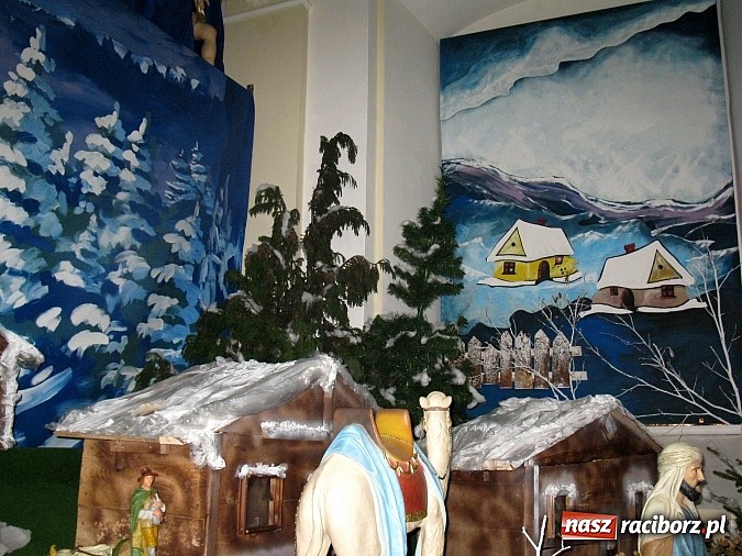 Zdjęcie w galerii na portalu naszraciborz.pl: Tworkowska szopka w zimowej scenerii wiadomości z regionu