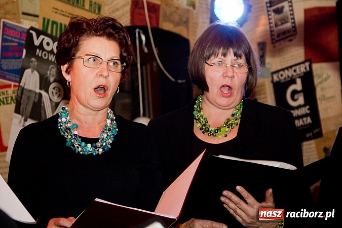 Zdjęcie w galerii na portalu naszraciborz.pl: Moczki i kutie na Końcu Świata wiadomości z regionu