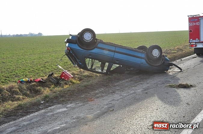 Zdjęcie w galerii na portalu naszraciborz.pl: Policja zatrzymała podejrzanego o spowodowanie dachowania golfa wiadomości z regionu