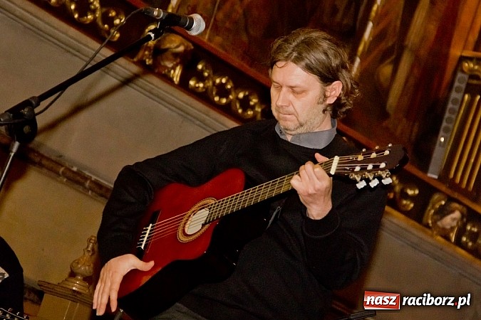 Zdjęcie w galerii na portalu naszraciborz.pl: W świąteczno-noworocznym nastroju w kościele farnym wiadomości z regionu