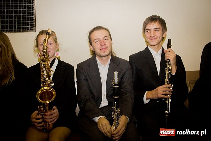 Zdjęcie w galerii na portalu naszraciborz.pl: W świąteczno-noworocznym nastroju w kościele farnym wiadomości z regionu