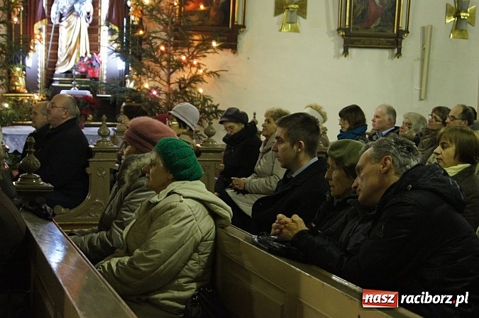 Zdjęcie w galerii na portalu naszraciborz.pl: W świąteczno-noworocznym nastroju w kościele farnym wiadomości z regionu