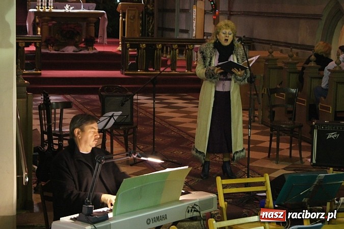 Zdjęcie w galerii na portalu naszraciborz.pl: W świąteczno-noworocznym nastroju w kościele farnym wiadomości z regionu