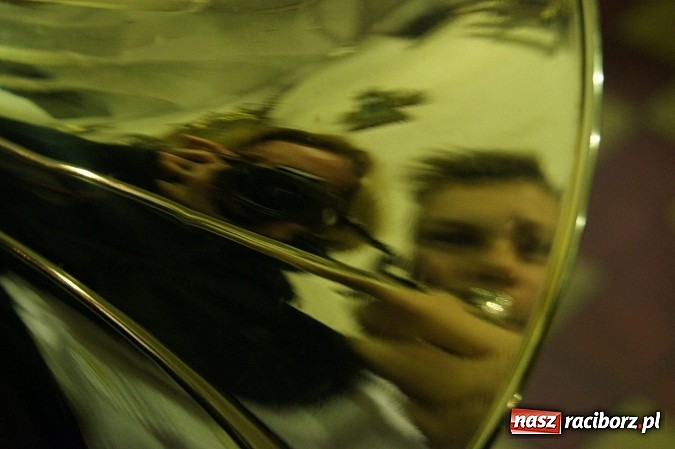 Zdjęcie w galerii na portalu naszraciborz.pl: W świąteczno-noworocznym nastroju w kościele farnym wiadomości z regionu