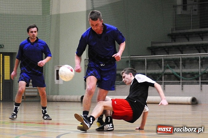 Zdjęcie w galerii na portalu naszraciborz.pl: Pokrycia górą nad Galaktikos. Nieudana pogoń Płomienia wiadomości z regionu