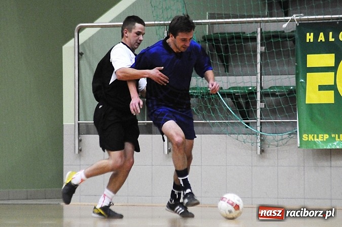 Zdjęcie w galerii na portalu naszraciborz.pl: Pokrycia górą nad Galaktikos. Nieudana pogoń Płomienia wiadomości z regionu
