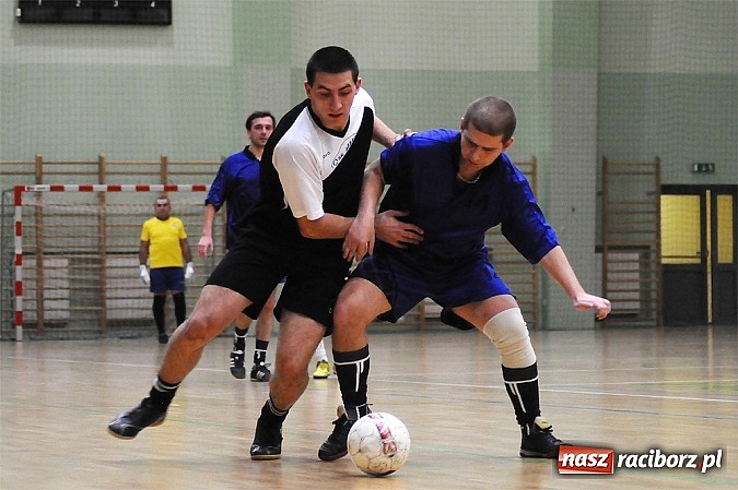 Zdjęcie w galerii na portalu naszraciborz.pl: Pokrycia górą nad Galaktikos. Nieudana pogoń Płomienia wiadomości z regionu