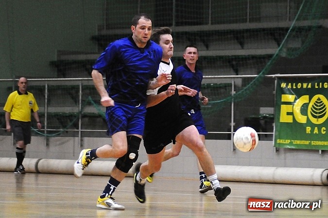 Zdjęcie w galerii na portalu naszraciborz.pl: Pokrycia górą nad Galaktikos. Nieudana pogoń Płomienia wiadomości z regionu