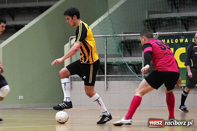 Zdjęcie w galerii na portalu naszraciborz.pl: Pokrycia górą nad Galaktikos. Nieudana pogoń Płomienia wiadomości z regionu