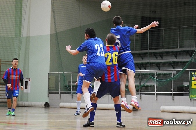 Zdjęcie w galerii na portalu naszraciborz.pl: Pokrycia górą nad Galaktikos. Nieudana pogoń Płomienia wiadomości z regionu