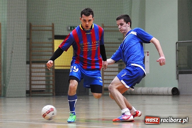 Zdjęcie w galerii na portalu naszraciborz.pl: Pokrycia górą nad Galaktikos. Nieudana pogoń Płomienia wiadomości z regionu