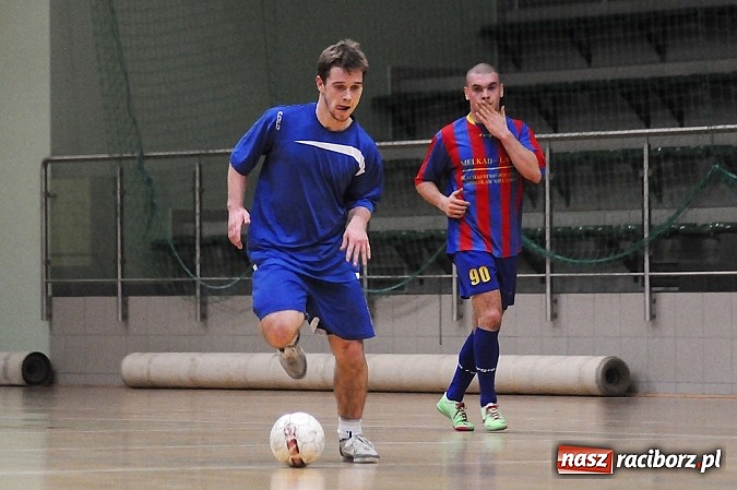 Zdjęcie w galerii na portalu naszraciborz.pl: Pokrycia górą nad Galaktikos. Nieudana pogoń Płomienia wiadomości z regionu