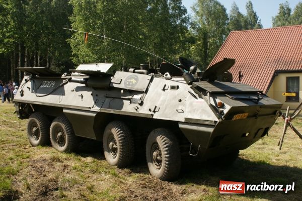 Zdjęcie w galerii na portalu naszraciborz.pl: Fotoreportaż z II Pikniku Militarnego wiadomości z regionu