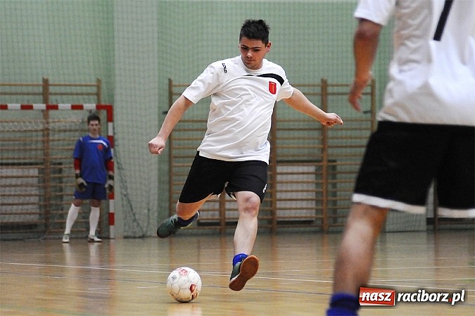 Zdjęcie w galerii na portalu naszraciborz.pl: HLPN: Pięć drużyn w walce o mistrzostwo wiadomości z regionu