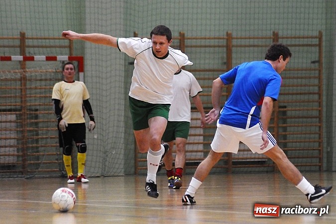 Zdjęcie w galerii na portalu naszraciborz.pl: HLPN: Pięć drużyn w walce o mistrzostwo wiadomości z regionu