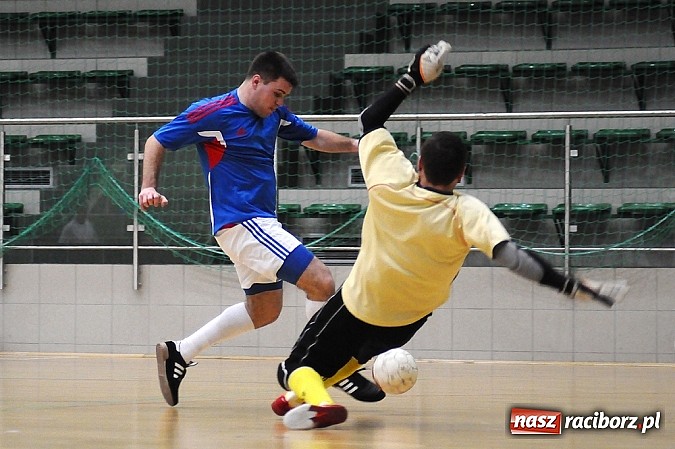 Zdjęcie w galerii na portalu naszraciborz.pl: HLPN: Pięć drużyn w walce o mistrzostwo wiadomości z regionu