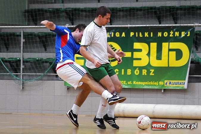 Zdjęcie w galerii na portalu naszraciborz.pl: HLPN: Pięć drużyn w walce o mistrzostwo wiadomości z regionu