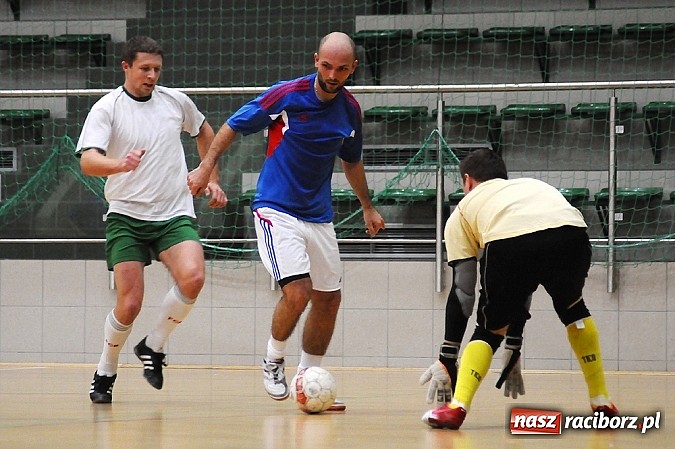 Zdjęcie w galerii na portalu naszraciborz.pl: HLPN: Pięć drużyn w walce o mistrzostwo wiadomości z regionu