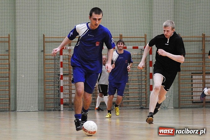 Zdjęcie w galerii na portalu naszraciborz.pl: HLPN: Pięć drużyn w walce o mistrzostwo wiadomości z regionu