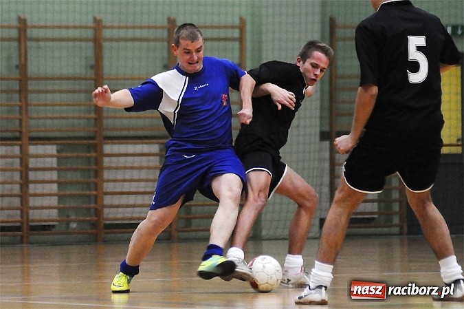 Zdjęcie w galerii na portalu naszraciborz.pl: HLPN: Pięć drużyn w walce o mistrzostwo wiadomości z regionu