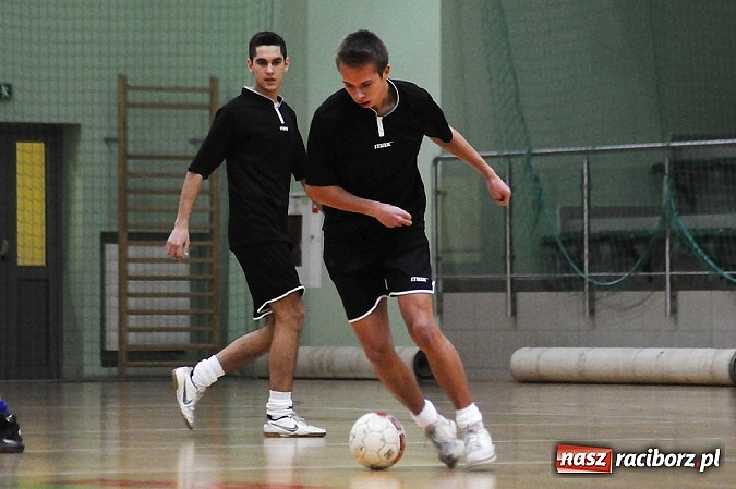 Zdjęcie w galerii na portalu naszraciborz.pl: HLPN: Pięć drużyn w walce o mistrzostwo wiadomości z regionu