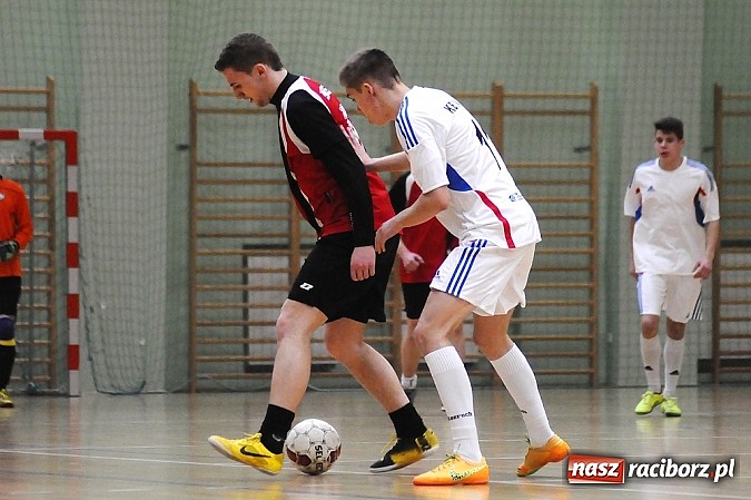 Zdjęcie w galerii na portalu naszraciborz.pl: Byki wyrwały zwycięstwo SMS-owi Hyrbud. Wychylylybymy z kolejną wygraną wiadomości z regionu