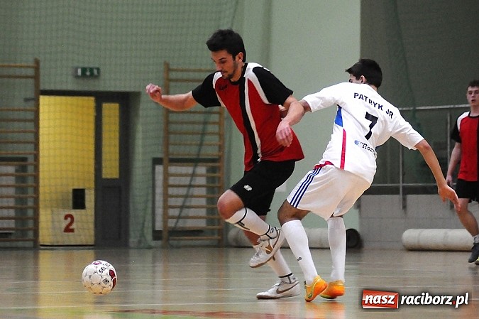 Zdjęcie w galerii na portalu naszraciborz.pl: Byki wyrwały zwycięstwo SMS-owi Hyrbud. Wychylylybymy z kolejną wygraną wiadomości z regionu