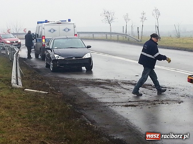Zdjęcie w galerii na portalu naszraciborz.pl: Racibórz: Podwójna kolizja na Piaskowej wiadomości z regionu