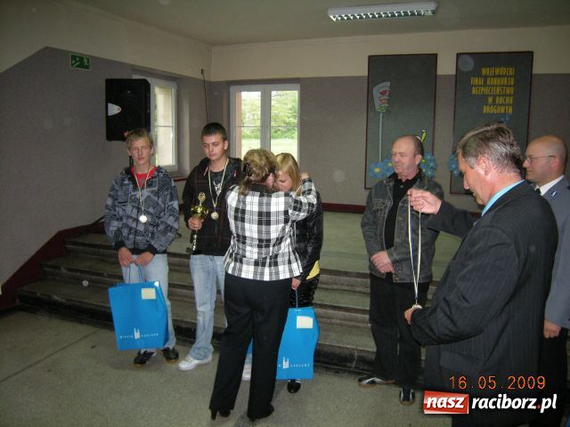 Zdjęcie w galerii na portalu naszraciborz.pl: Najlepsi w ruchu drogowym wiadomości z regionu