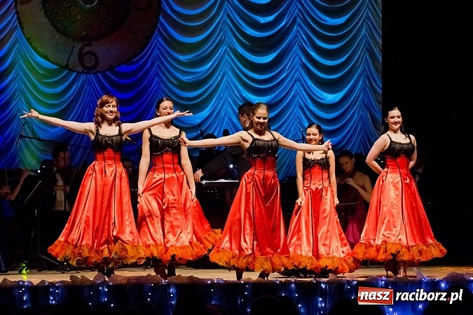 Zdjęcie w galerii na portalu naszraciborz.pl: Wiedeńska gala sylwestrowa w RCK wiadomości z regionu